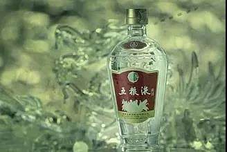茅台的市值相当于哪GDP国_2010茅台市值多少亿(3)