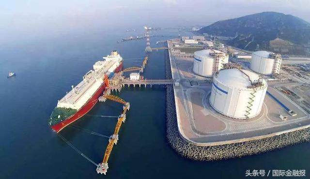 全球能源巨头押注液化天然气,价格低迷之下,风