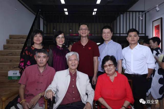 锺正山先生,广州美术学院许敦平先生,华艺国际拍卖有限公司梁晨光先生