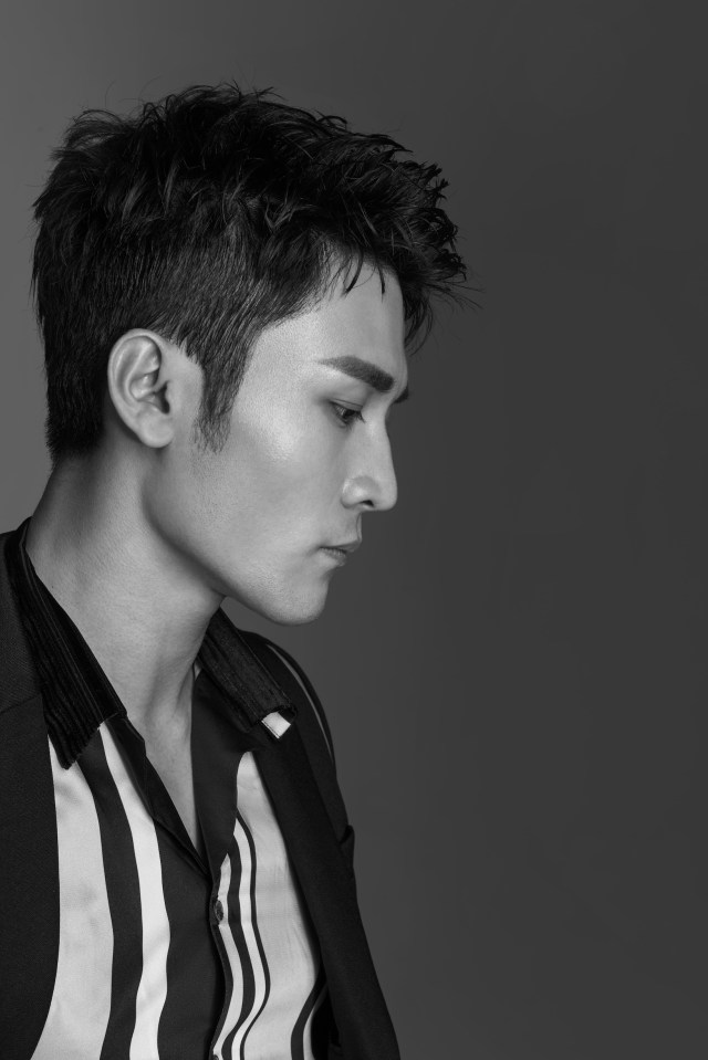 高阳《烈火如歌》杀青 《驴得水》后再演大反