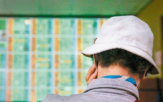 2019年经济怎么了_...治局会议定调明年经济 划定七大重点推动领域,强调经济稳增长 又未...(3)