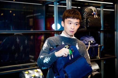 董子健林俊杰的父亲是林远翔,原是新加坡某电信集团的股东.