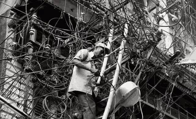 爆笑德国电工vs印度电工没有对比就没有伤害