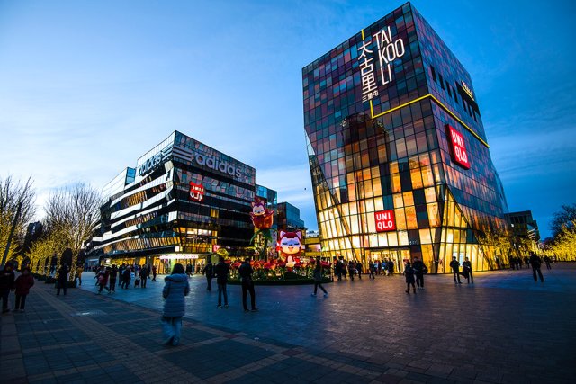 百脑汇网购大潮站住脚实体店屹立不倒