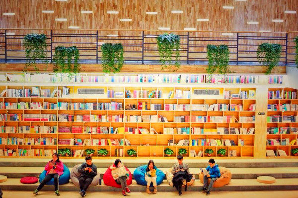 粱实书店在郑州开业将书茶餐融为一体的社交书店