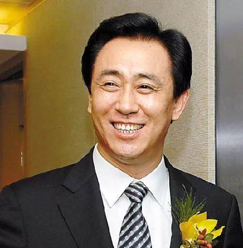 2019中国房地产十大富豪榜发布,总财富达1.45