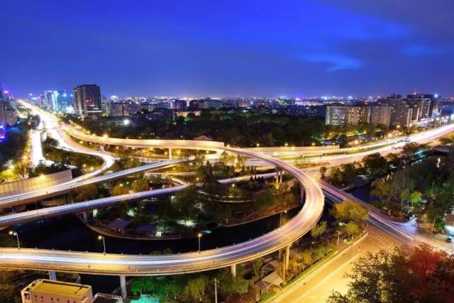 一二月gdp2020_二月你好图片(3)