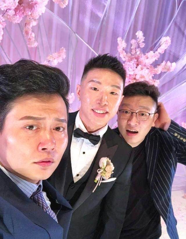 烧饼婚礼孟鹤堂主持郭麒麟当伴郎郭德纲排场生当说相声