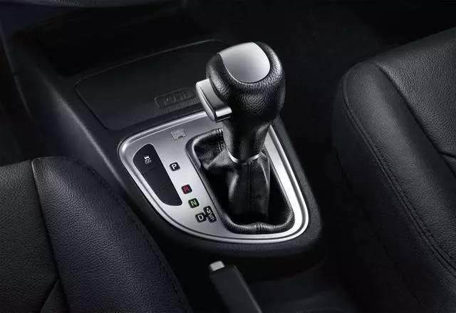 手自一体究竟是什么和手动挡自动挡有什么不一样