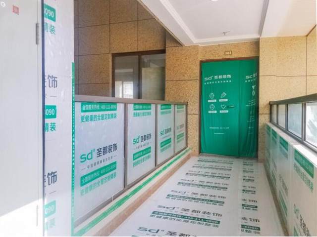 敢于放大所有工艺细节圣都装饰百城工地形象大比拼