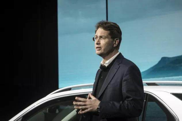 戴姆勒全球裁员1100人主要是管理层