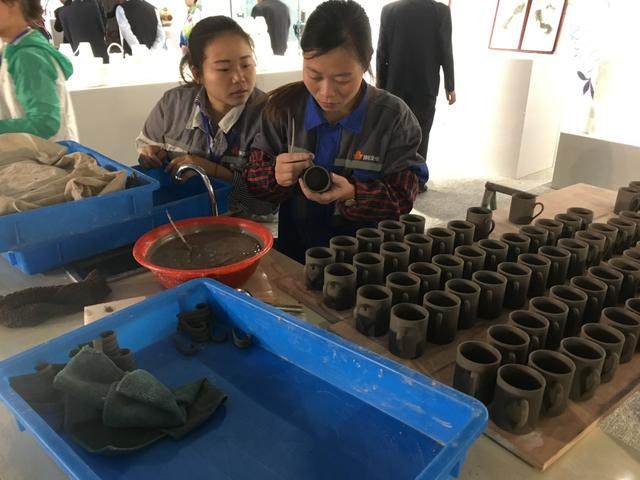 陶瓷艺术装饰匠心 山西朔州打造陶瓷出口基地