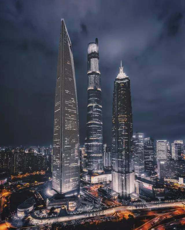 上海马云为上海陆家嘴东方明珠宣传我爱上海