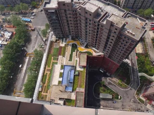 一眼新闻 | 三大电信运营商日均赚4.54亿元;刘鹤