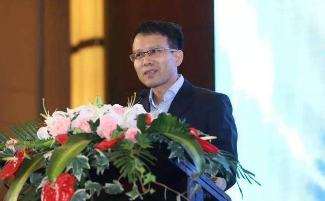 《国际金融报》社总编辑周一:继续发挥主流媒