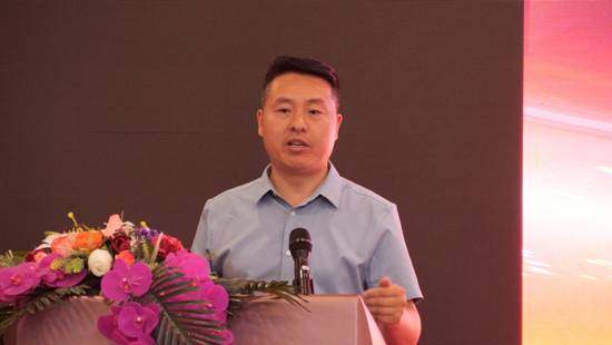 中国》频道执行主编张华谢,中国报道文化中国事业发展部主任沈德福