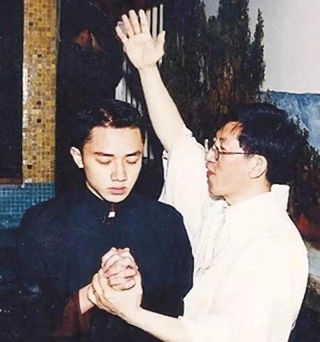 抖音快手上的香港明星:郭富城蹦迪挑战、周海