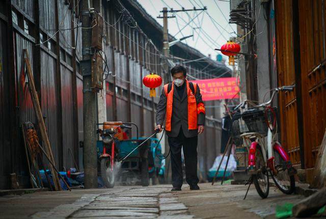 被困中国十八线小农村，年前还办了一场流水席，现在无比想回广州
