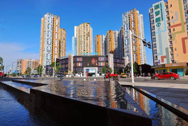 聚焦公园城市建设和高质量发展 推动省市全会