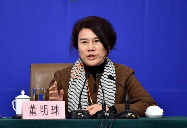 沸腾！前首富大佬呼吁降价，他们共同关注一个问题，住房这样解决