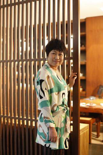 李凤仪佛山市兆阳房地产投资有限公司总经理温婉女子成就本土地产翘楚